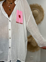 Charger l'image dans la galerie, Chemise LOVE PEACE Blanc
