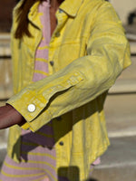 Charger l'image dans la galerie, Veste/Surchemise Jaune effet délavé - NYSA

