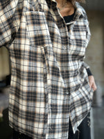 Load image into Gallery viewer, LARA Black Shirt

